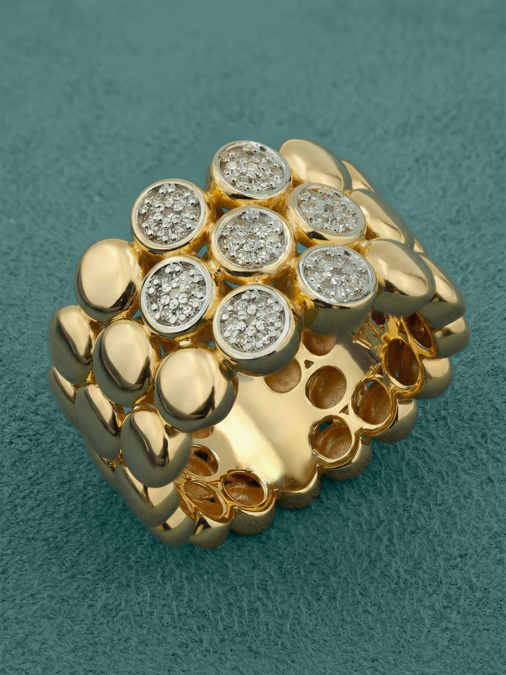 Кольцо из лимонного золота c бриллиантами и рубином