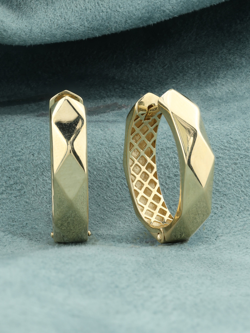 Серьги из лимонного золота