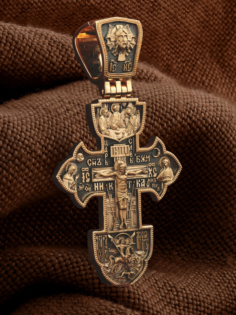 Крест из золота