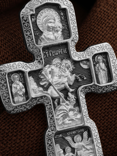 Крест из белого золота