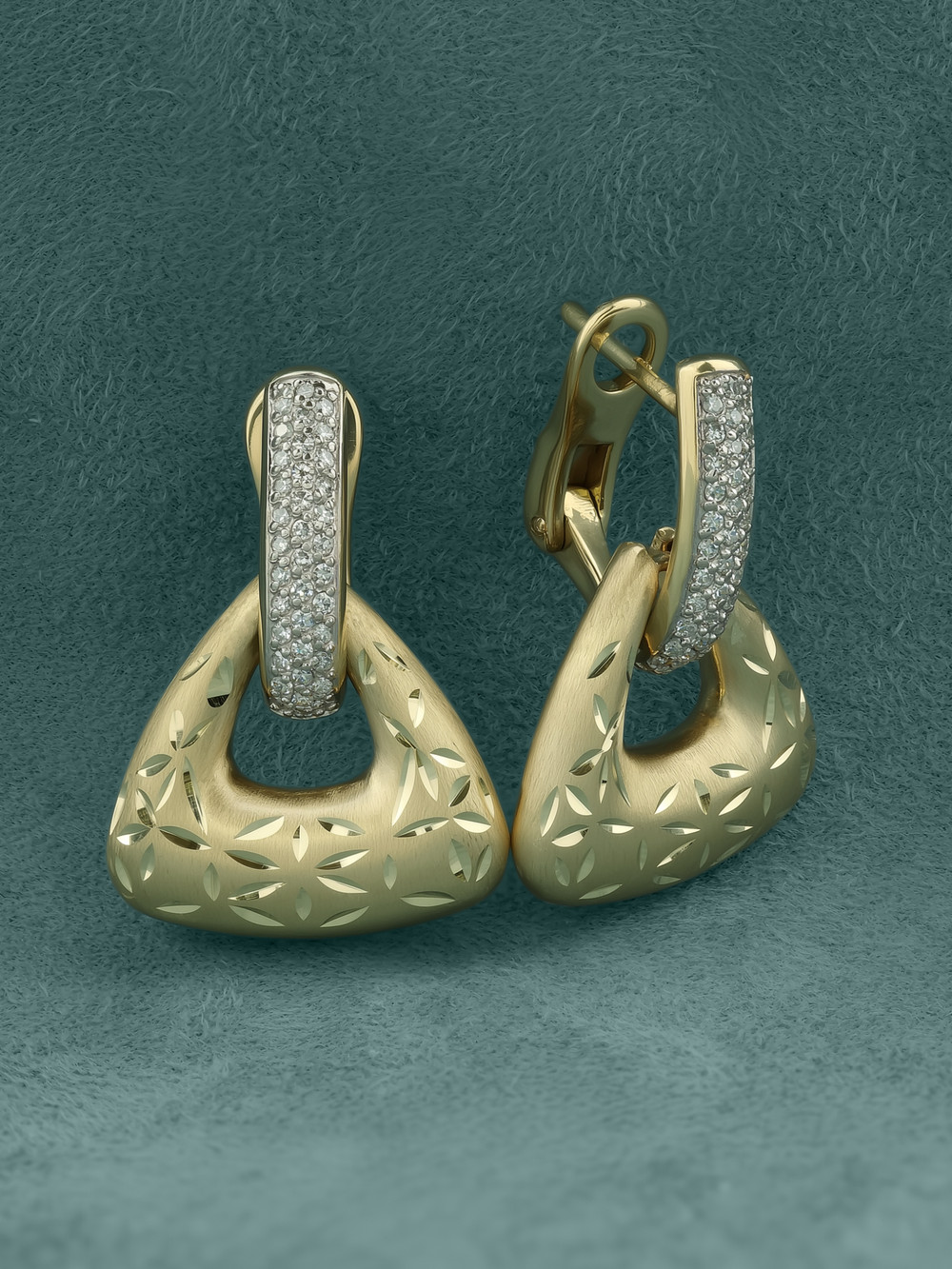 Серьги из лимонного золота c бриллиантами