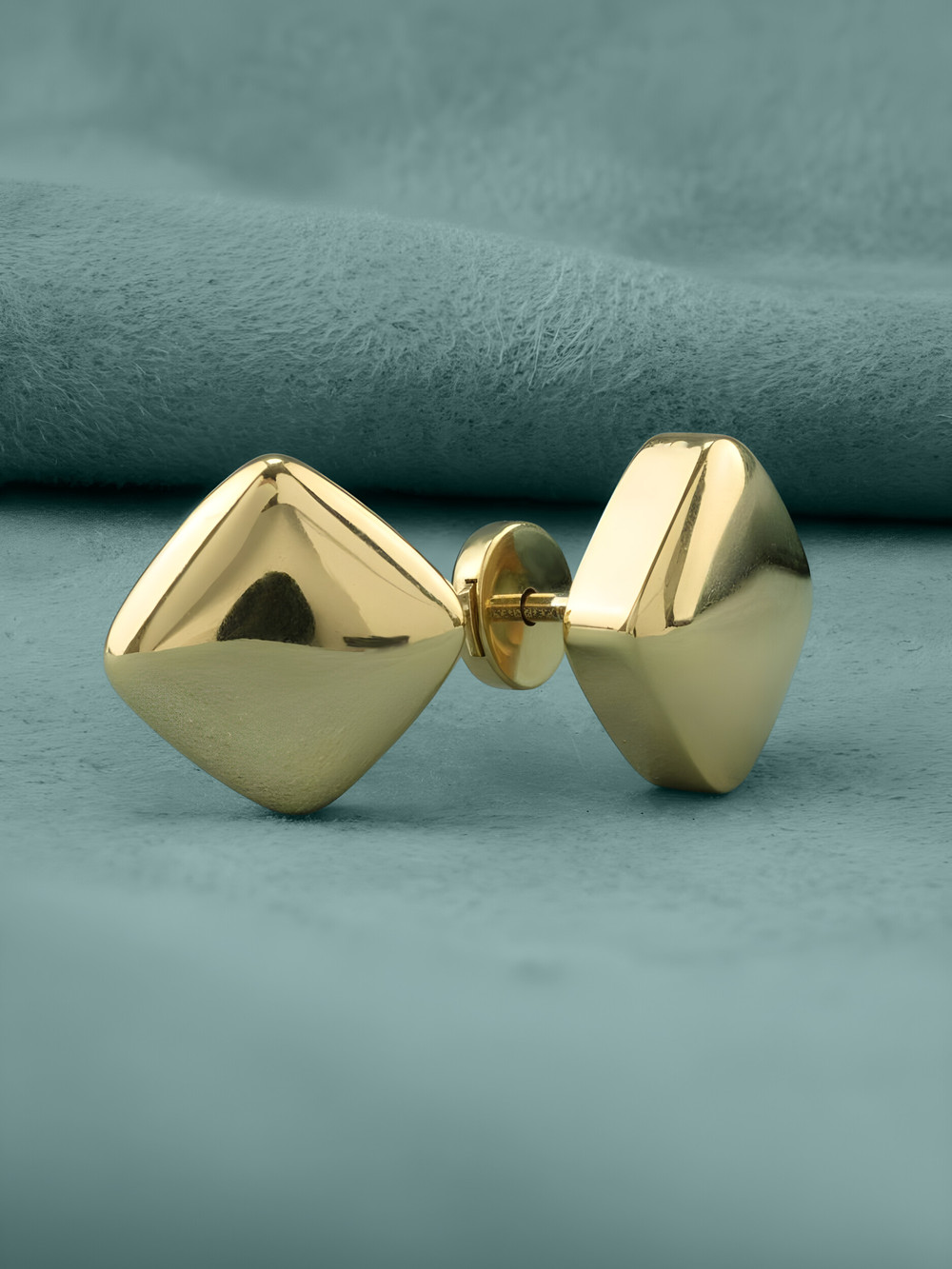 Серьги из лимонного золота