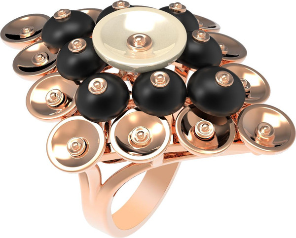 Кольцо из золота c ониксом и перламутром