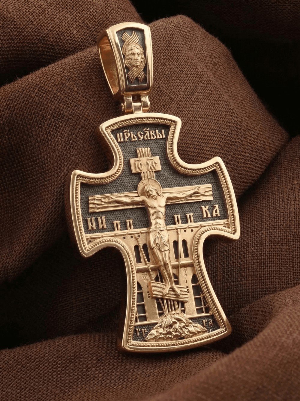 Крест из золота