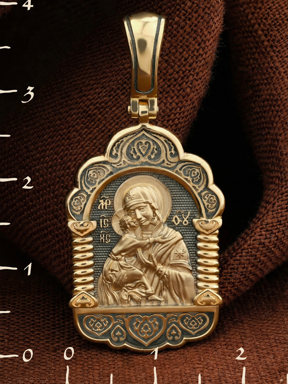 Образок из лимонного золота