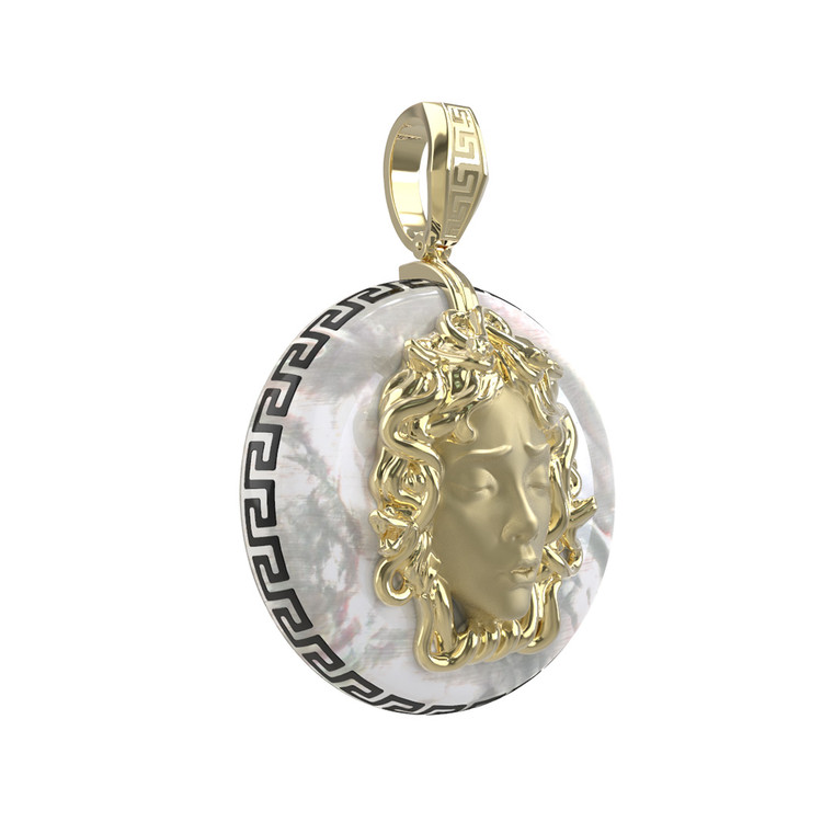 Подвеска из лимонного золота c эмалью и перламутром