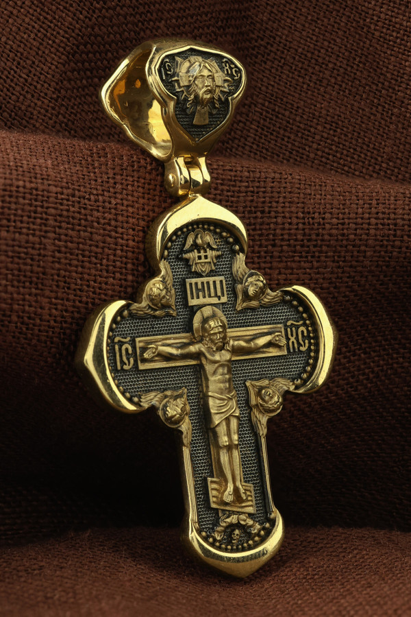 Крест из лимонного золота