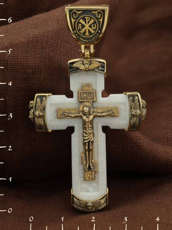 Крест из лимонного золота c бивнем мамонта