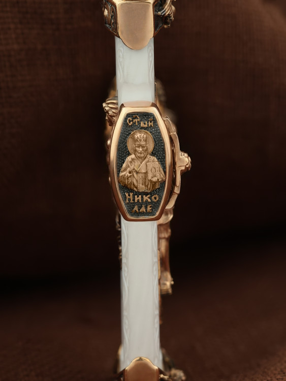 Крест из золота c бивнем мамонта