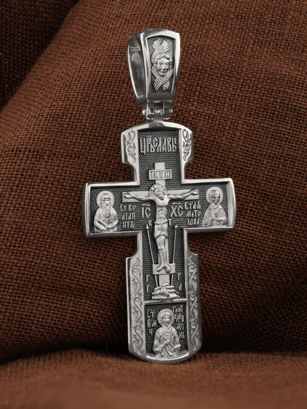 Крест из белого золота