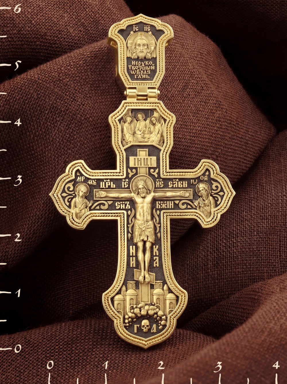 Крест из лимонного золота