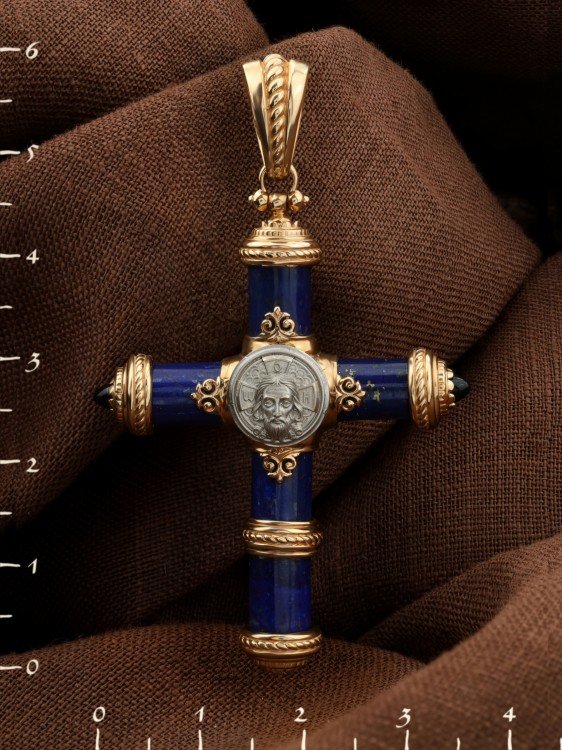 Крест из золота c ониксом и лазуритом