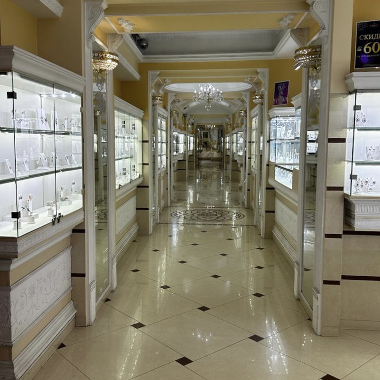 г. Севастополь, ул. Генерала Петрова 2