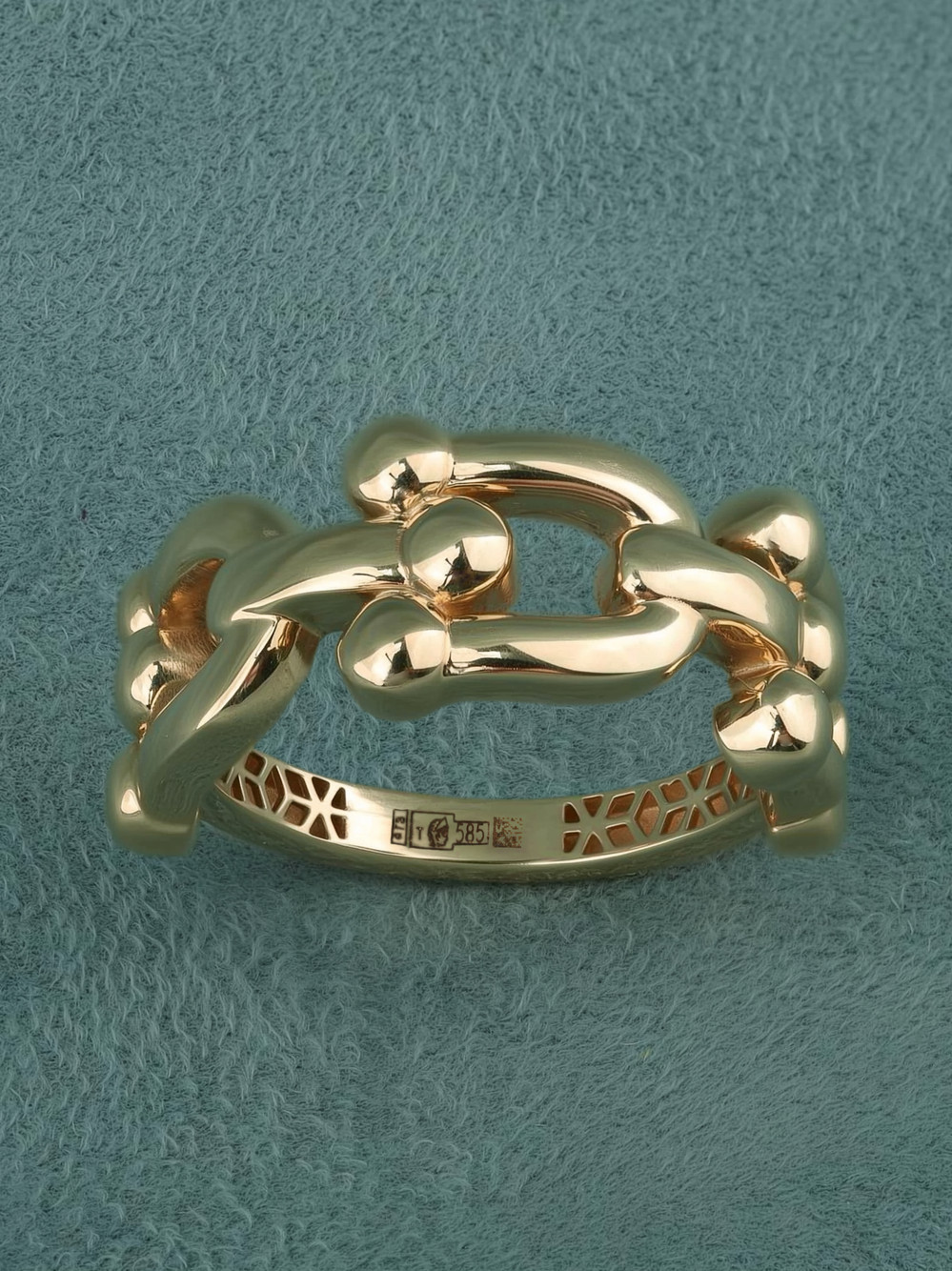 Кольцо из золота