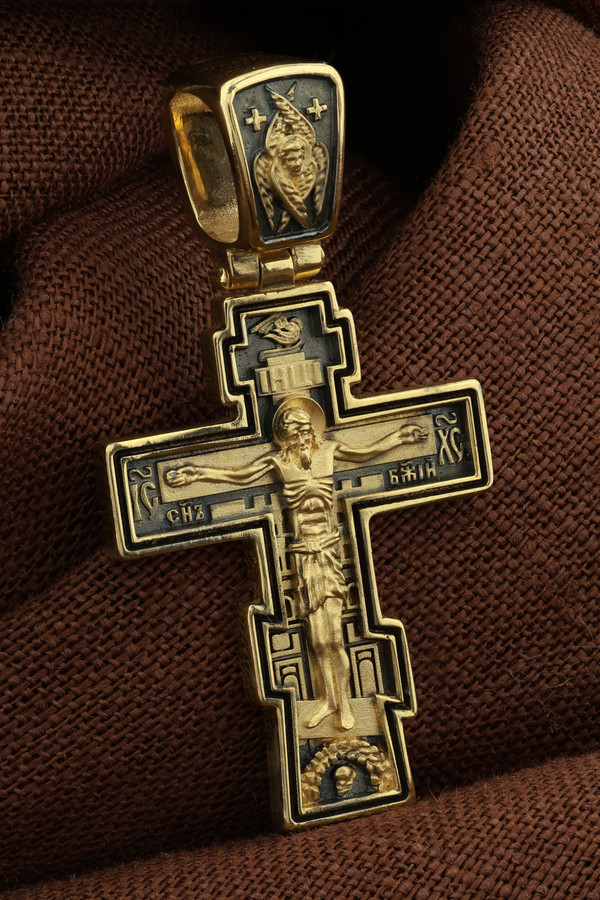 Крест из лимонного золота