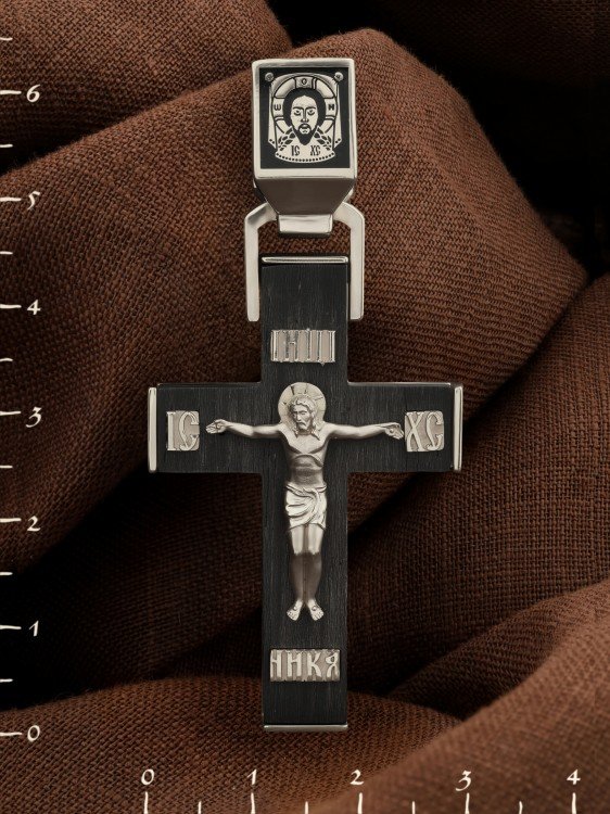 Крест из белого золота c эмалью и эбеновым деревом